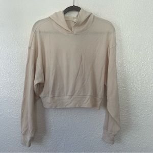 The group Babaton Crop hoodie M